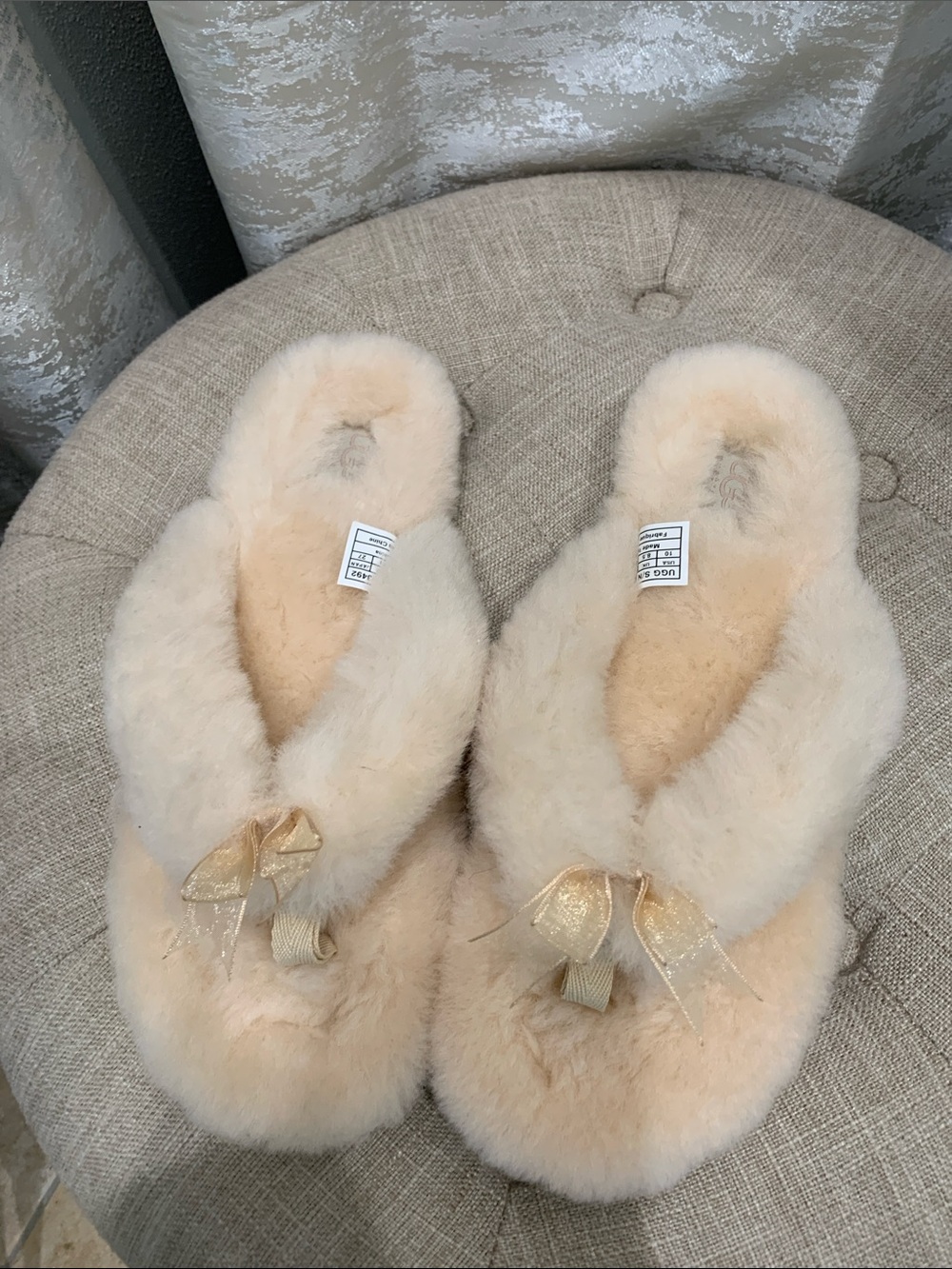 UGG Slippers. Fluff Flip Flop III.  size 10 - Picture 6 of 17